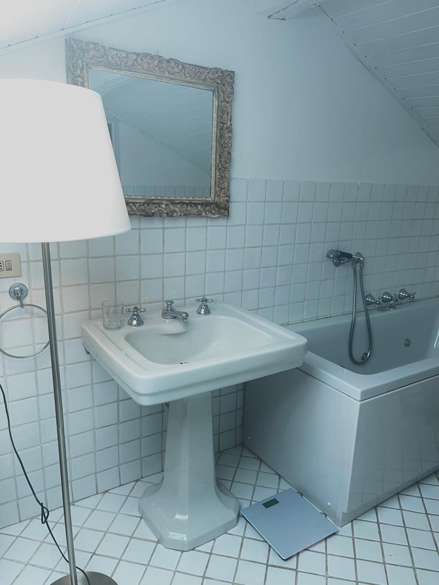 Bellagio Retreat - Cozy Apartment In San Giovanni Екстериор снимка